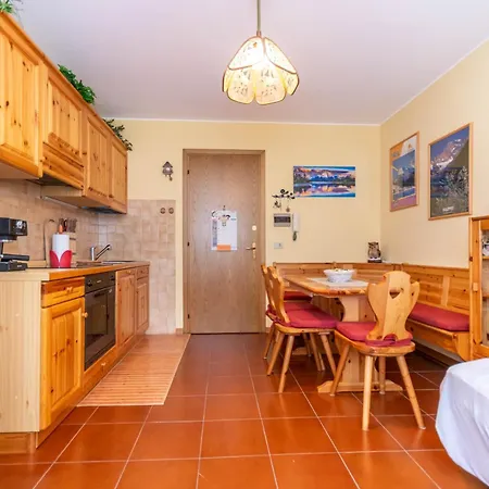 La Finestra Sul Civetta アパート *